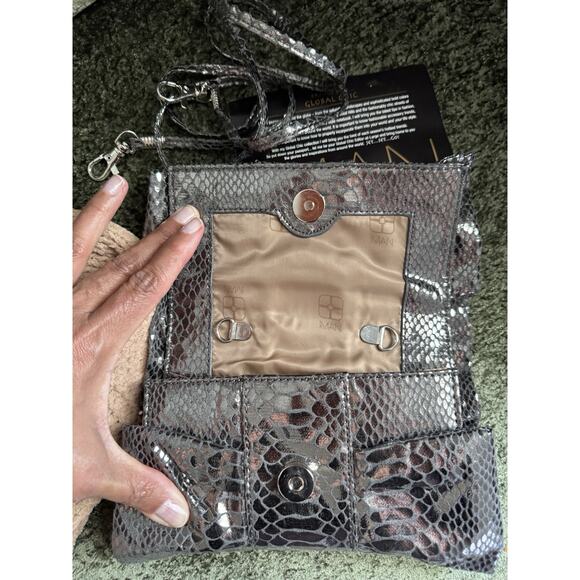 3 for $9 IMAN Global Chic Bag Women Bow Clutch Evening Purse - Picture 5 of 9